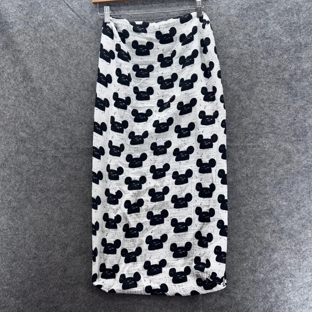Modern Burlap Organic‎ Cotton Changing Pad Cover Set of 2 Crosses & Mickey Mouse